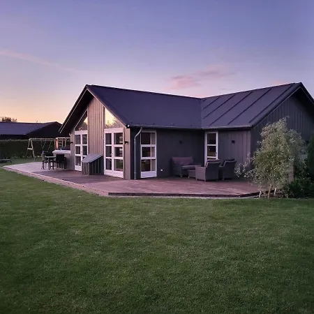 Luxury Activity House With Wellness And Enclosed Garden Nyaraló Skovbyballe