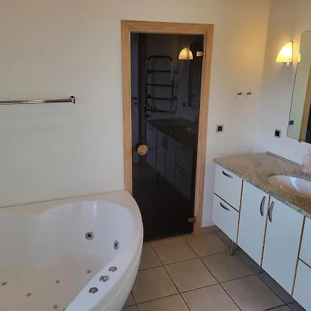Luxury Activity House With Wellness And Enclosed Garden Nyaraló