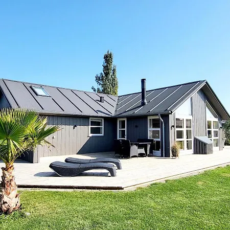 Ferienhaus Luxury Activity House With Wellness And Enclosed Garden *
