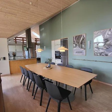Luxury Activity House With Wellness And Enclosed Garden Ferienhaus
