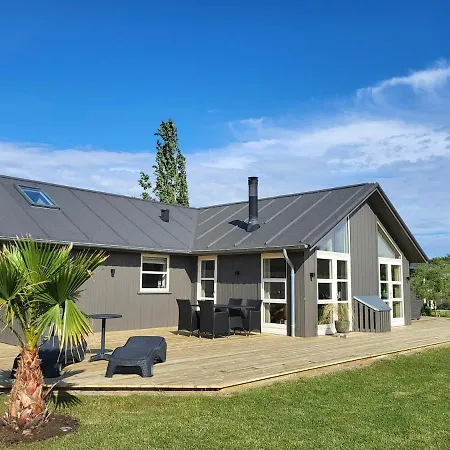 Nyaraló Luxury Activity House With Wellness And Enclosed Garden *